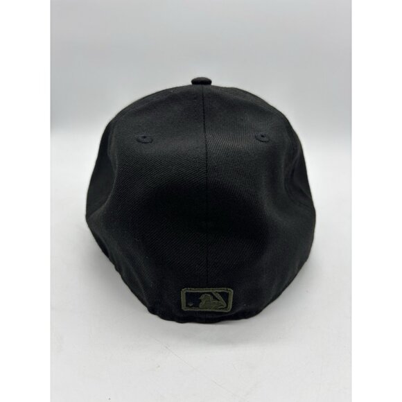 New Era 59Fifty Boston Red Sox Dog Tag Camo Fitted Cap Hat MLB Size 7 3/8 - Picture 4 of 9